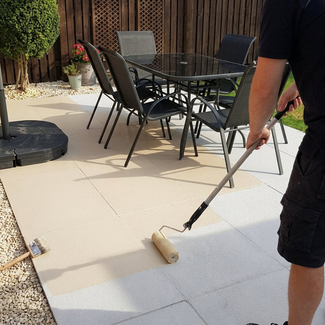 Patio floor paint bundle – matt finish, algae-resistant