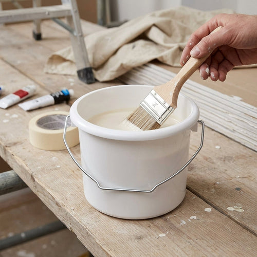 1 litre plastic paint kettle with wire handle